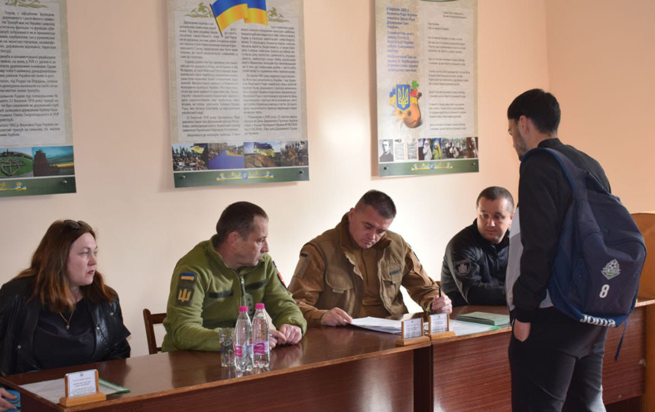 Без очереди в ТЦК. Кому с 1 ноября отсрочки продлят автоматически